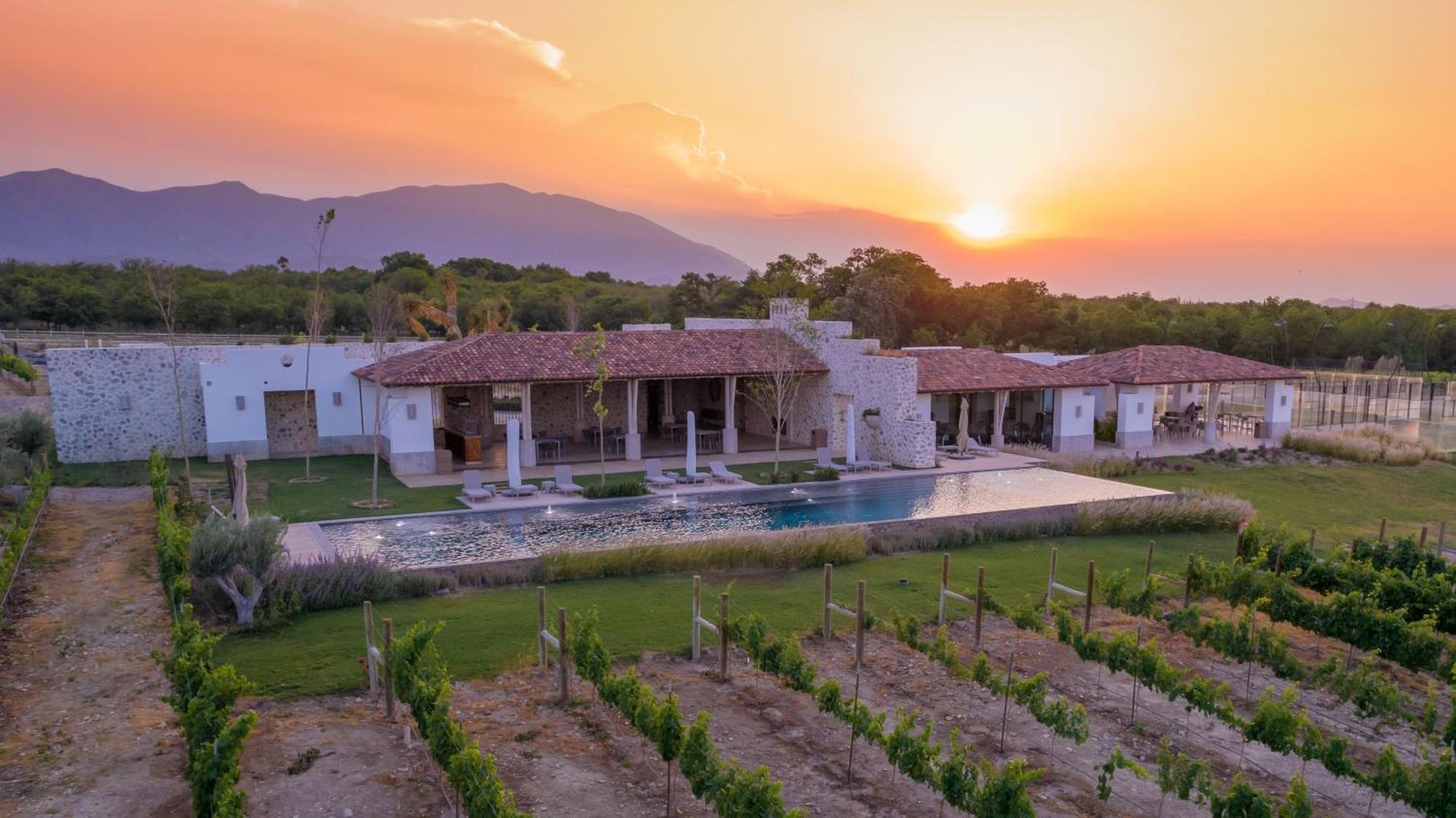 Hotel Vinicola Parvada By Lumina Parras de la Fuente Kültér fotó